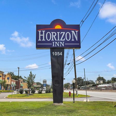 Horizon Inn Avenel Exterior photo