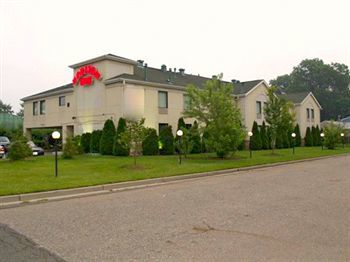 Horizon Inn Avenel Exterior photo